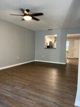 4220 SW 22nd Ln in Gainesville, FL - Building Photo - Building Photo