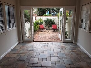 336 5th St NE, Unit 2 in Atlanta, GA - Foto de edificio - Building Photo