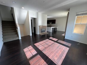 1800 Oak St in Torrance, CA - Building Photo - Building Photo
