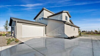 8389 W Shams Ln in Eagle, ID - Building Photo - Building Photo
