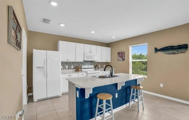 property at 3308 Acapulco Cir