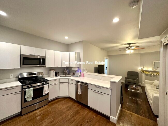 161 Hampshire St, Unit 167-1 in Cambridge, MA - Building Photo - Building Photo