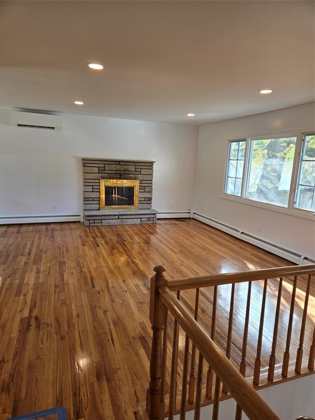 7 Carpenter Dr in Poughkeepsie, NY - Building Photo - Building Photo