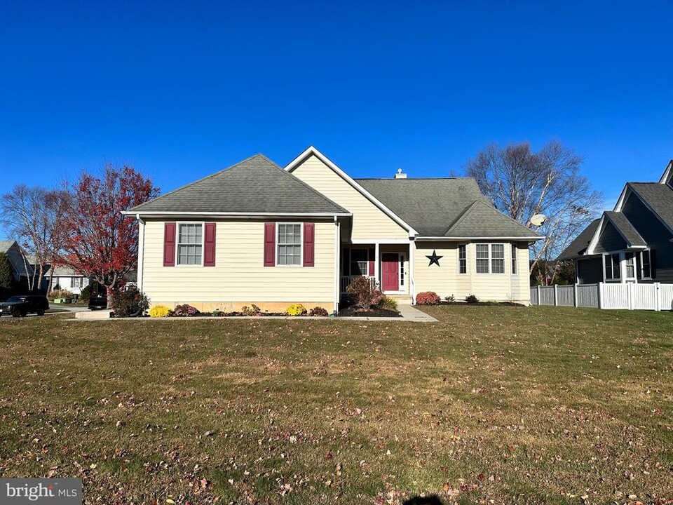 9 Kenmare Way in Rehoboth Beach, DE - Building Photo