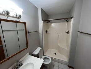 334 Hickory Dr in Connersville, IN - Building Photo - Building Photo