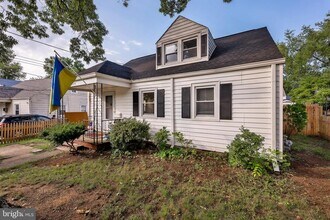 3204 Kimberly Rd in Hyattsville, MD - Building Photo - Building Photo