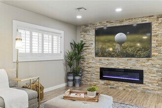 4825 N 82nd St in Scottsdale, AZ - Building Photo - Building Photo