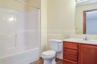 11088 52nd Ave in Allendale, MI - Building Photo - Building Photo