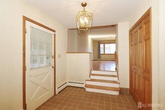 240 Twin Oaks Terrace in Westfield, NJ - Building Photo - Building Photo