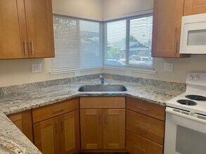 3270-3272 Rustic Dr in Santa Clara, CA - Building Photo - Building Photo