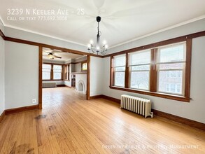 3239 N Keeler Ave in Chicago, IL - Building Photo - Building Photo