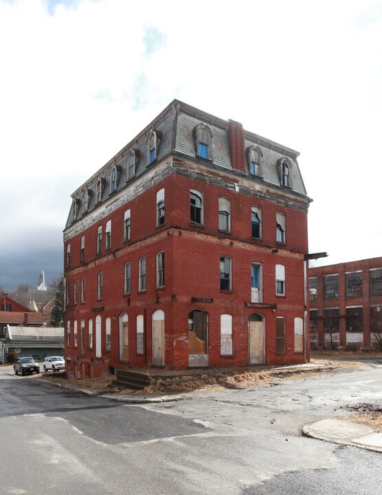 The American House in Hoosick Falls, NY - Building Photo