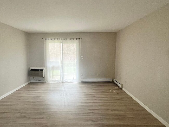 321 -323 Shore Dr, Unit # 23 in Highlands, NJ - Building Photo - Building Photo