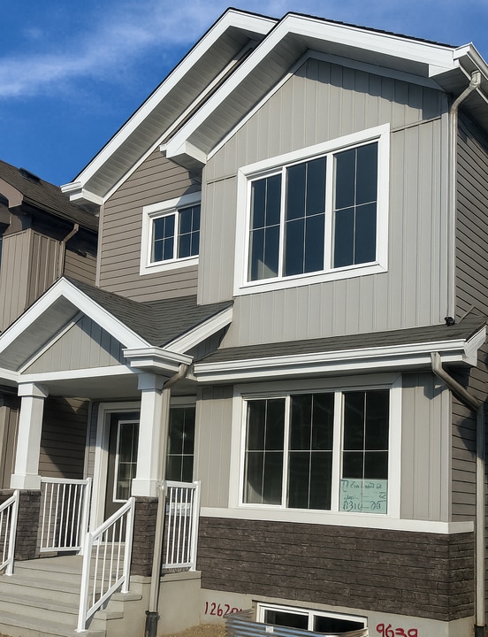 9639 Colak Link SW in Edmonton, AB - Building Photo