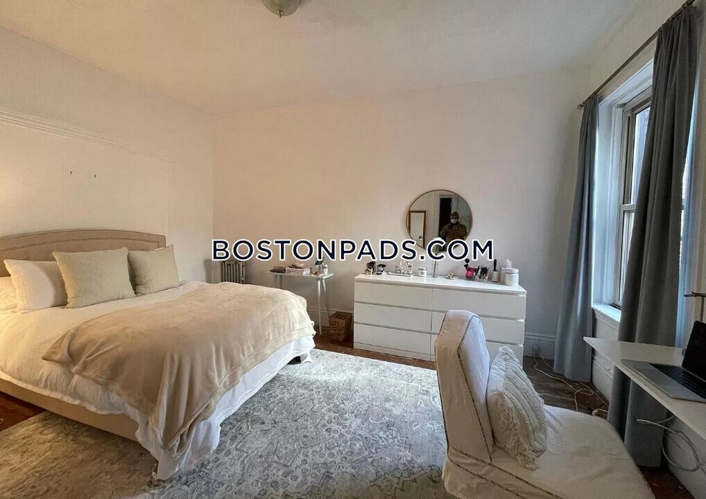 73 Westland Ave, Unit 2 in Boston, MA - Building Photo