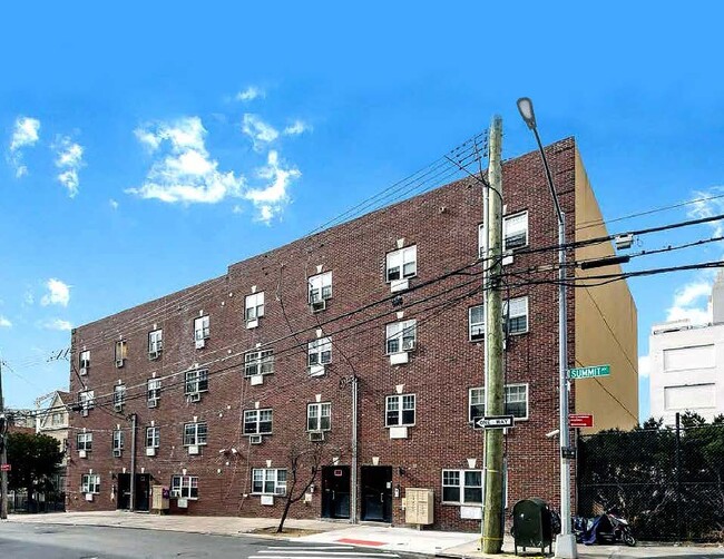 931-939 Summit Ave in Bronx, NY - Building Photo - Building Photo