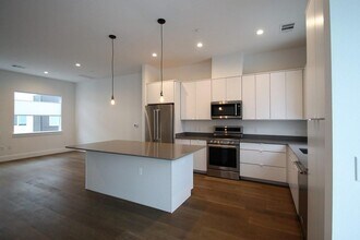 505 Tillery St in Austin, TX - Building Photo - Building Photo