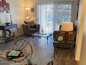 1360 W Isabella Ave, Unit 22 in Mesa, AZ - Building Photo - Building Photo