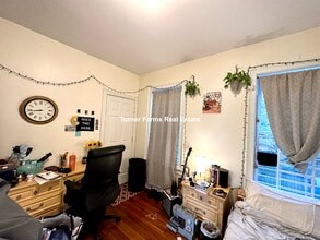 107 Fisher Ave in Boston, MA - Building Photo - Building Photo