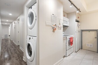 476 Sunnyside Av in Ottawa, ON - Building Photo - Building Photo