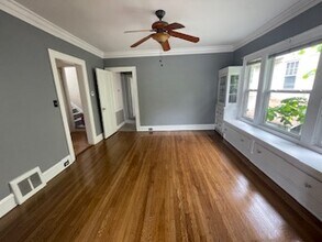 3111 Meadowbrook Blvd, Unit UP in Cleveland Heights, OH - Foto de edificio - Building Photo
