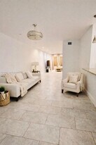 2610 N 38th Ave in Hollywood, FL - Building Photo