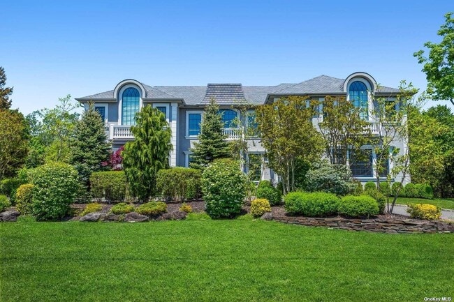 property at 302 Hewlett Neck Rd