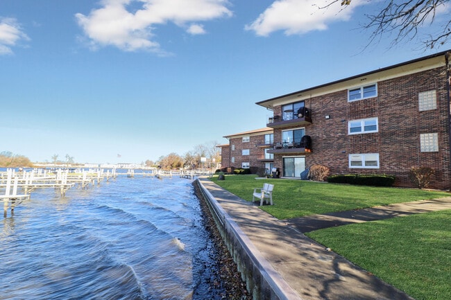 property at 22 N Pistakee Lake Rd