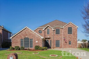 111 Evening Star Cir in Red Oak, TX - Building Photo