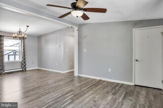 511 Madison Ave in Burlington, NJ - Building Photo - Building Photo