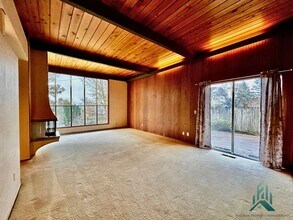 2914 NW Ashwood Dr in Corvallis, OR - Building Photo - Building Photo