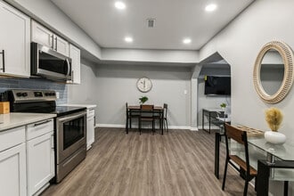 400 S Dupont Hwy in New Castle, DE - Building Photo - Building Photo
