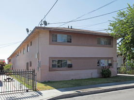 6306 Gifford Ave Apartments