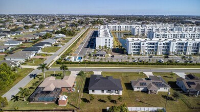 236 NW 6th Ave in Cape Coral, FL - Building Photo - Building Photo