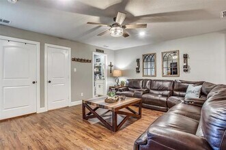 14029 Friendship Rd in Pilot Point, TX - Building Photo - Building Photo