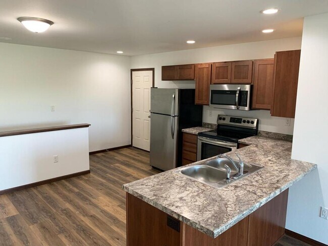 7112 Brehm St in Weston, WI - Building Photo - Building Photo