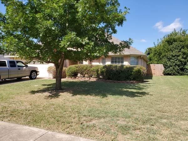 516 Bluebird Ln in Red Oak, TX - Building Photo - Building Photo