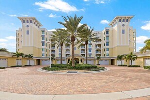 795 Collany Rd in Tierra Verde, FL - Building Photo