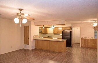 104 Harbor Haven St in Gun Barrel City, TX - Building Photo - Building Photo