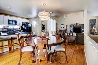 1518 Oneil St in Houston, TX - Foto de edificio - Building Photo