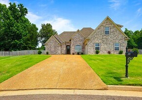 2890 Colony Cove in Southaven, MS - Building Photo