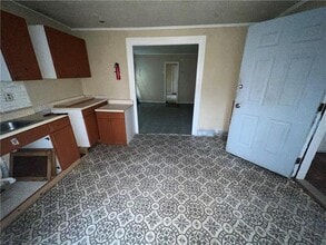 10 Locust St in Rochester, NY - Building Photo - Building Photo