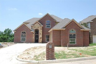 2114 Lindblad Ct in Arlington, TX - Building Photo