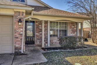 6804 Haltom Rd in Fort Worth, TX - Building Photo - Building Photo