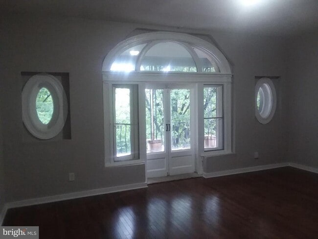 property at 2012 Mt Royal Terrace