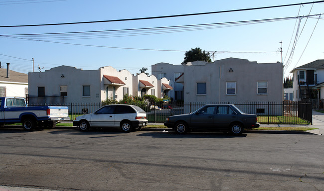 314-318 S Cedar Ave in Inglewood, CA - Foto de edificio - Building Photo