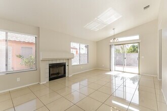 5901 Commodore Cove Dr in Las Vegas, NV - Building Photo - Building Photo