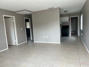 6024 1st St E in Bradenton, FL - Building Photo - Building Photo