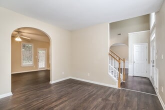 5111 Staplehurst Ln in Woodstock, GA - Building Photo - Building Photo