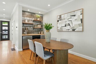 14 Princeton St in Newton, MA - Building Photo - Building Photo